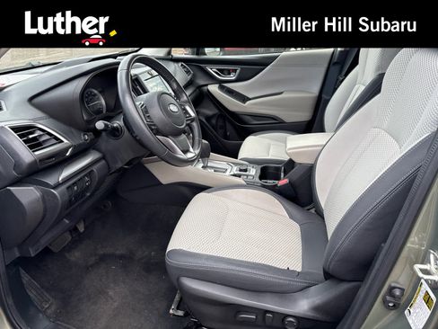 Used 2021 Subaru Forester Premium AWD/4WD image 1