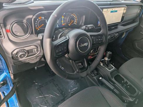 New 2026 Jeep Wrangler Unlimited Rubicon AWD/4WD image 3