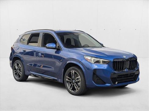 Used 2025 BMW X1 xDrive28i w/ M Sport Package image 7