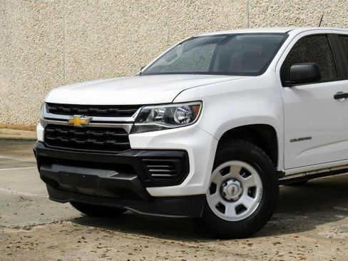 Used 2021 Chevrolet Colorado W/T w/ WT Convenience Package image 6