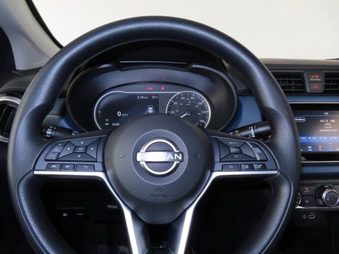 New 2025 Nissan Versa SV w/ Trunk Package image 32