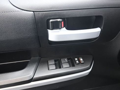 Used 2021 Toyota Tundra SR5 w/ SR5 Upgrade Package image 13