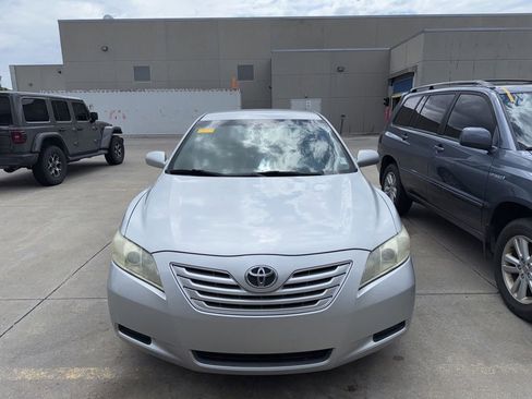 Used 2007 Toyota Camry LE FWD image 1