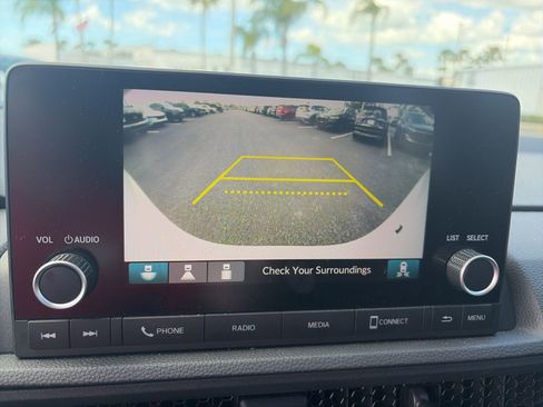 Certified 2025 Honda CR-V Sport image 11