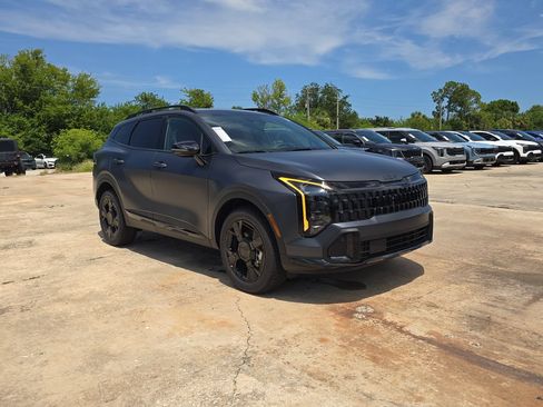 New 2027 Kia Sportage X-Line AWD/4WD image 2