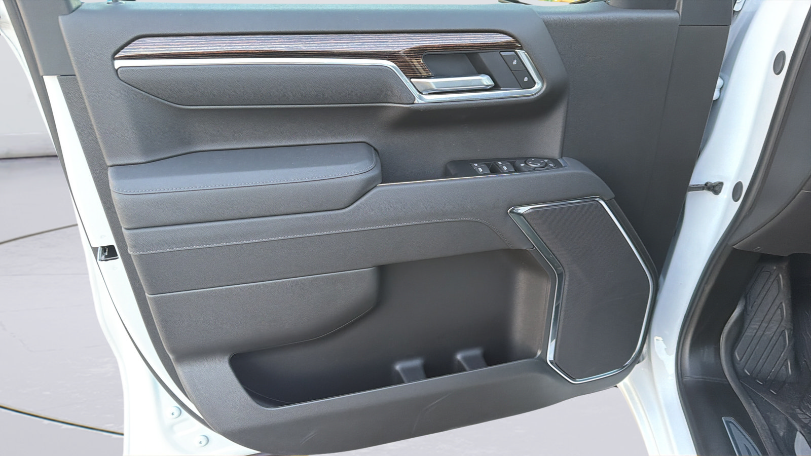 New 2026 GMC Sierra 1500 SLE AWD/4WD image 22
