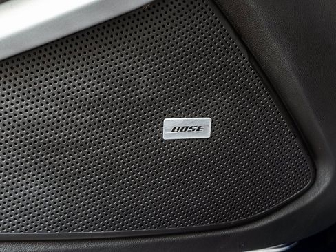 Used 2021 Chevrolet Camaro LT w/ RS Package image 15