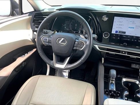 Used 2024 Lexus RX 350 FWD image 10