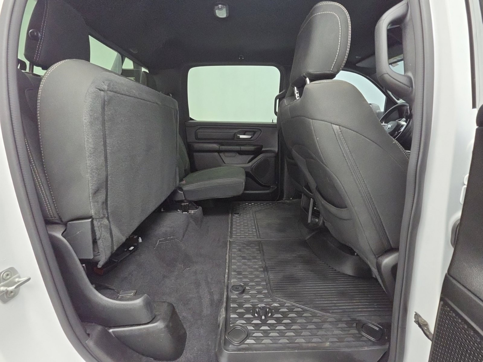 Used 2026 RAM 1500 Warlock AWD/4WD image 38