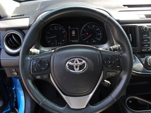 Used 2018 Toyota RAV4 XLE w/ Plus Extra Value Package AWD/4WD image 15