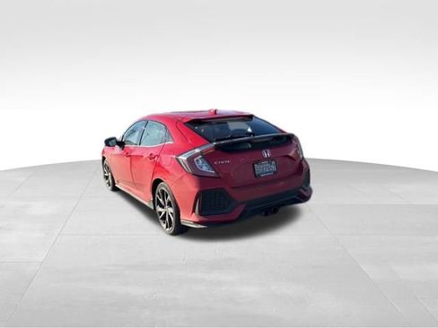 Used 2017 Honda Civic Sport image 7