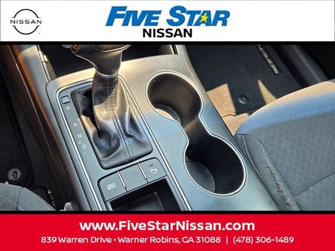 Used 2018 Kia Sorento FWD image 23