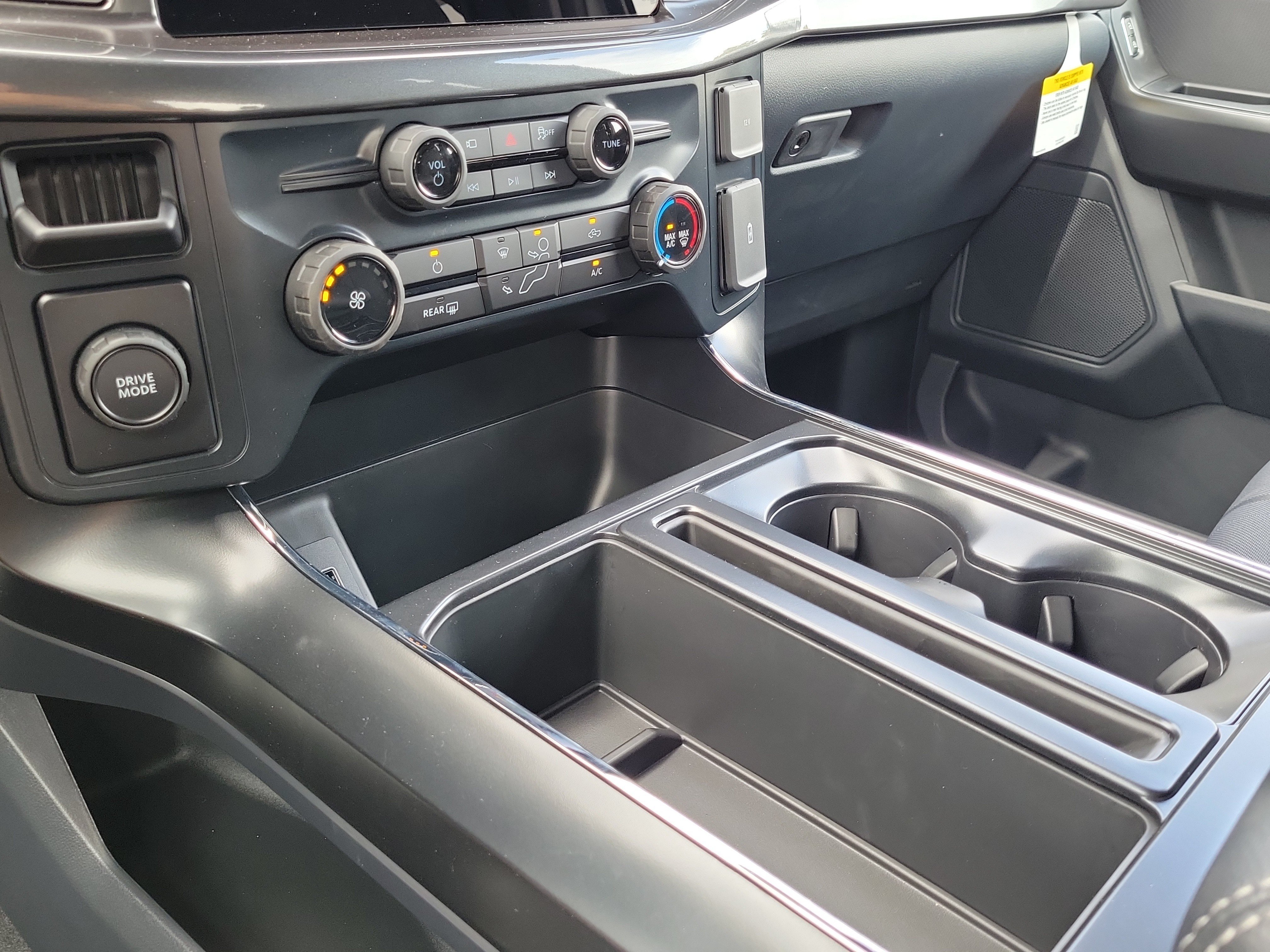 New 2026 Ford F150 STX w/ Equipment Group 200A RWD image 19
