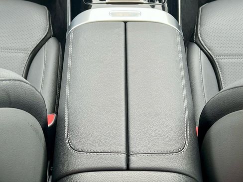 Certified 2026 Mercedes-Benz C 300 4MATIC Sedan image 27