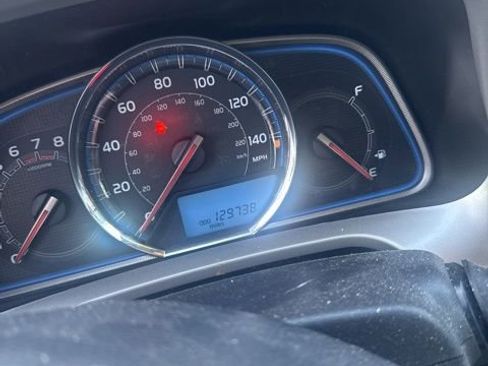 Used 2015 Toyota RAV4 Limited image 1