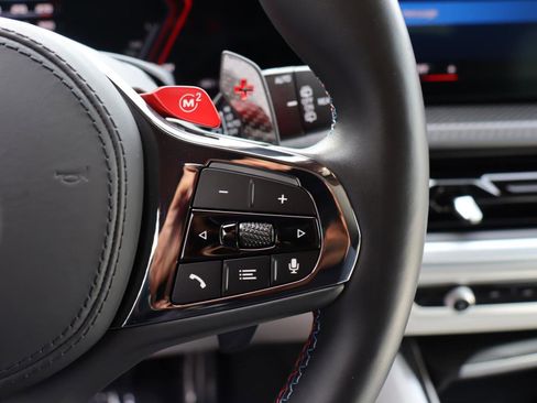 Used 2023 BMW XM Sports Activity Vehicle AWD image 17