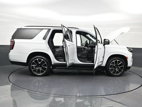 Used 2024 Chevrolet Tahoe RST w/ Luxury Package RWD image 34