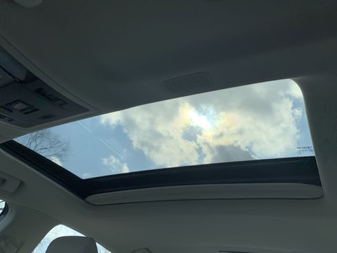 Certified 2025 Lexus ES 350 w/ Premium Package image 28