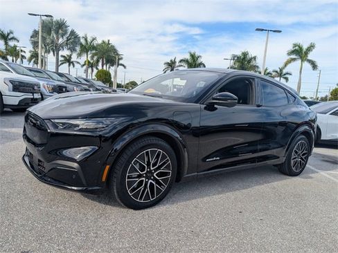 Used 2024 Ford Mustang Mach-E Premium image 3