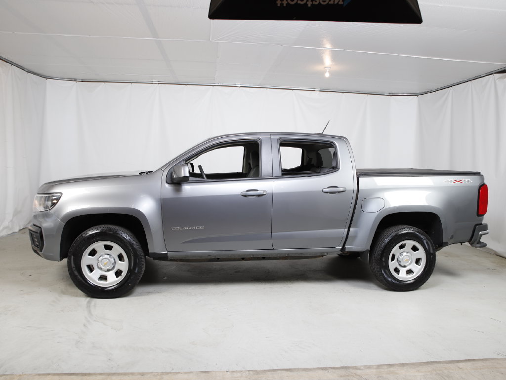 Used 2022 Chevrolet Colorado W/T AWD/4WD image 19