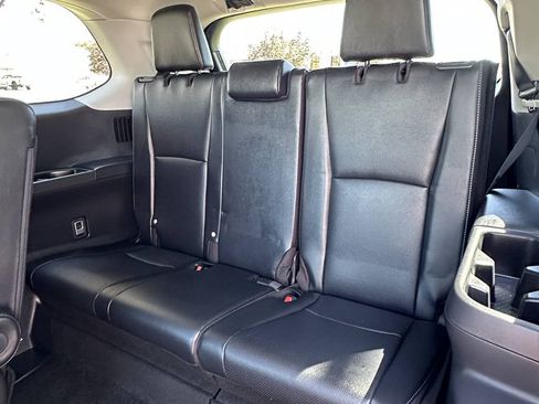 Used 2025 Toyota Grand Highlander AWD Hybrid image 22
