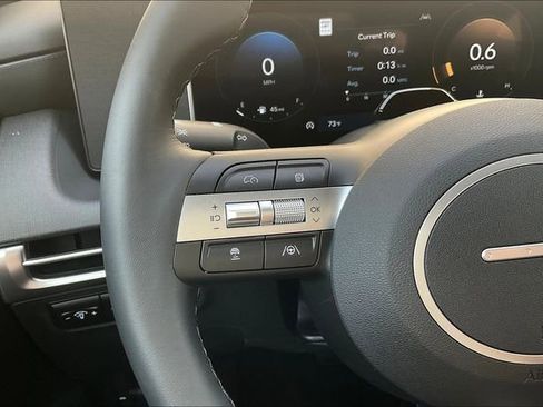 New 2025 Hyundai Tucson SEL image 17