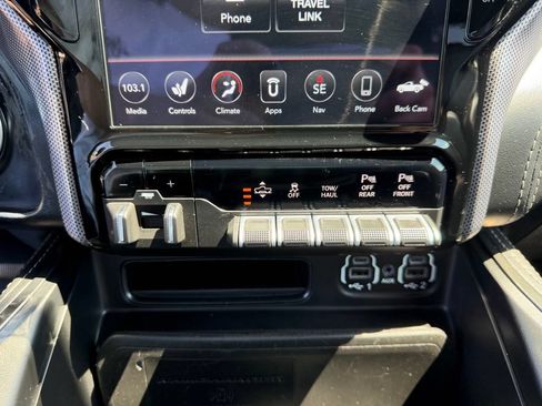 Used 2021 RAM 1500 Limited AWD/4WD image 25