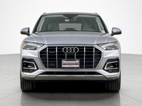 Used 2023 Audi Q5 2.0T Premium Plus w/ Premium Plus Package AWD/4WD image 8