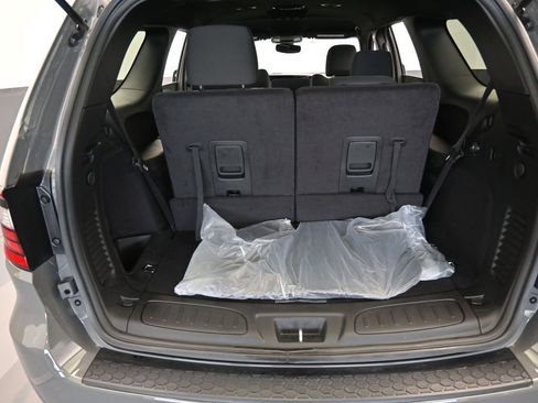 Used 2024 Dodge Durango SXT w/ 3rd Row Seating Group image 23