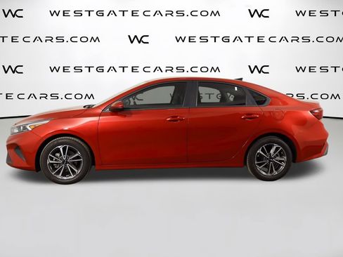 Used 2024 Kia Forte LXS image 5