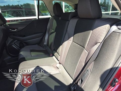 Used 2025 Subaru Outback Premium image 20