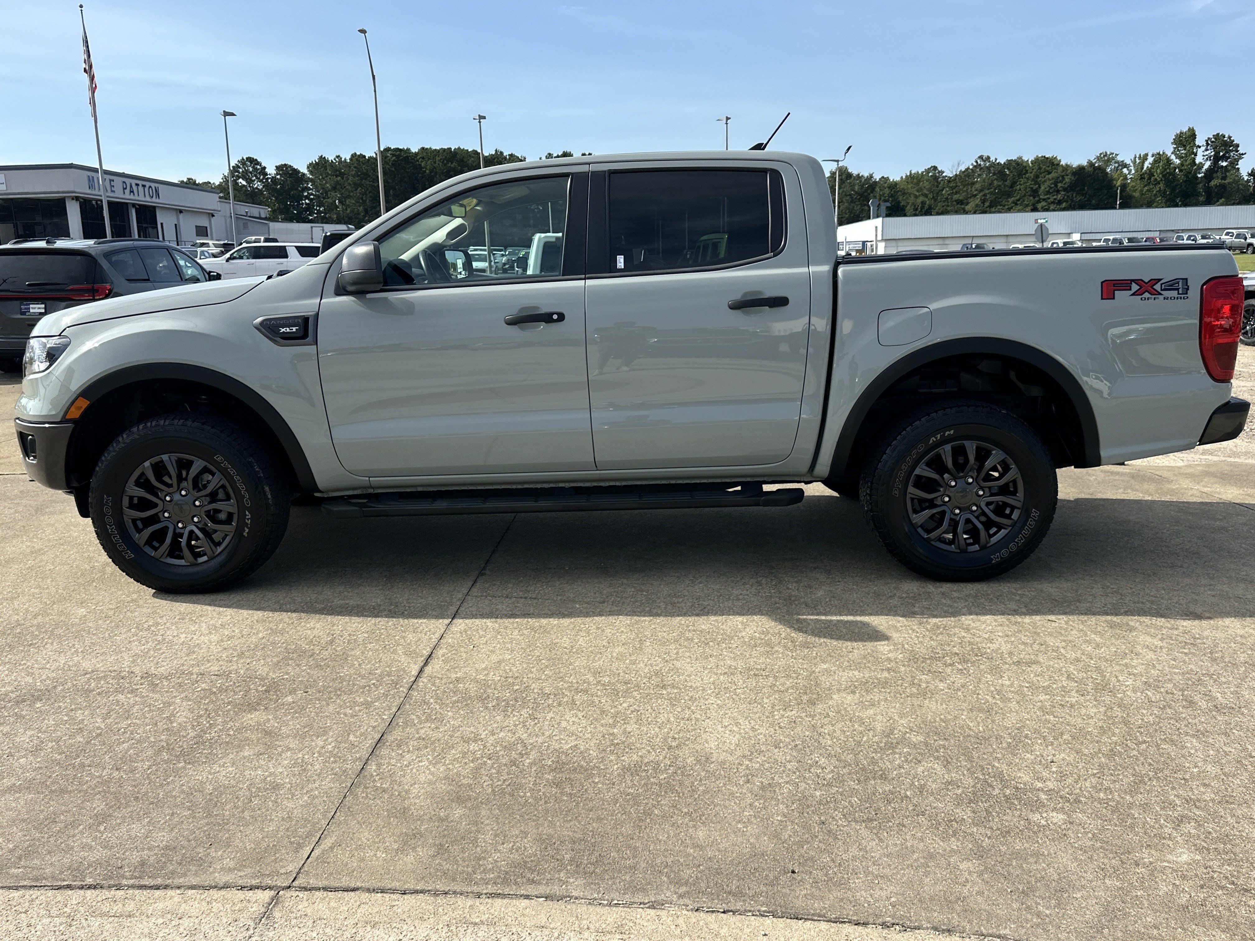 Used 2023 Ford Ranger XLT w/ Equipment Group 301A Mid AWD/4WD image 9