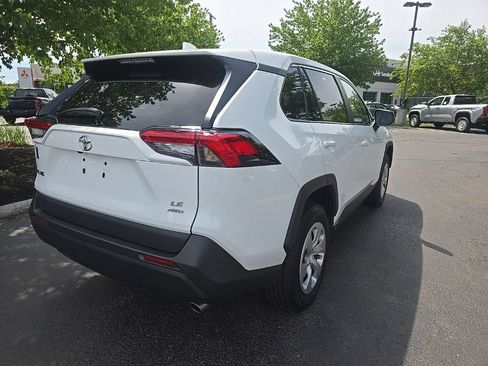Certified 2023 Toyota RAV4 LE AWD/4WD image 8