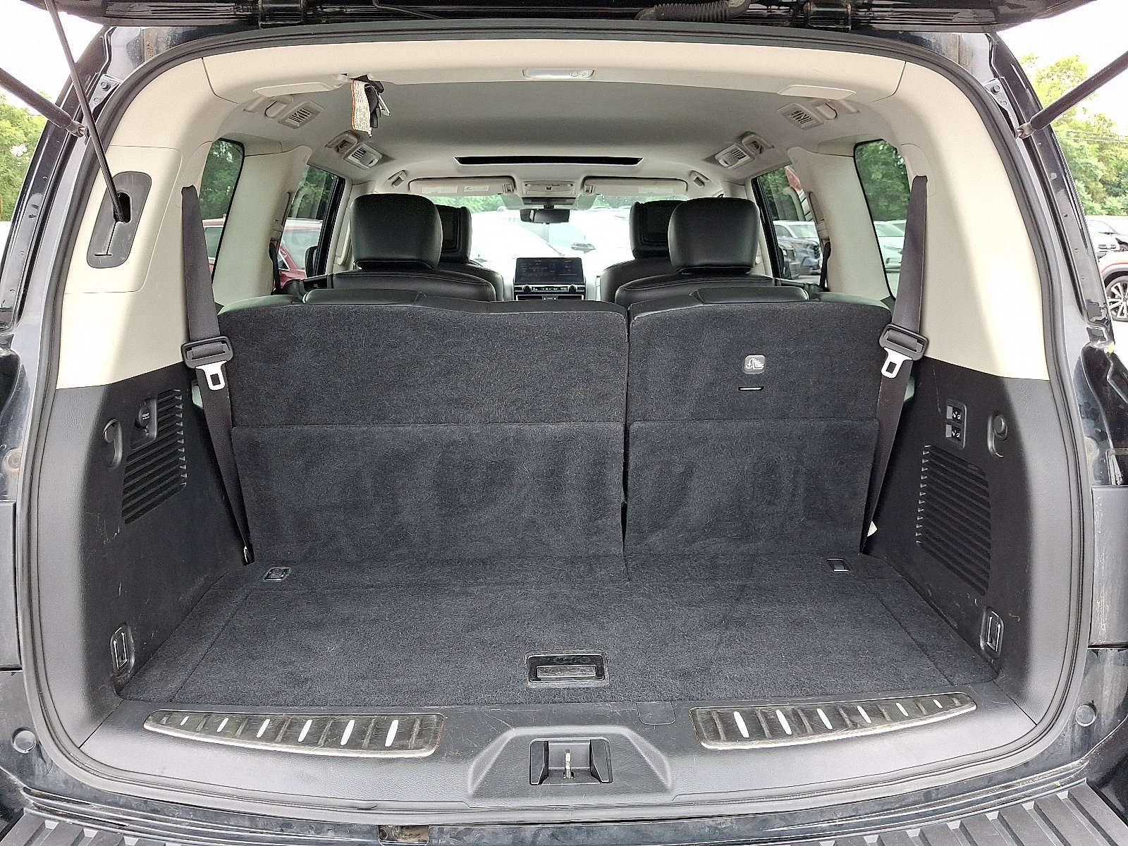 Used 2021 Nissan Armada Platinum w/ Captain's Chairs Package AWD/4WD image 33
