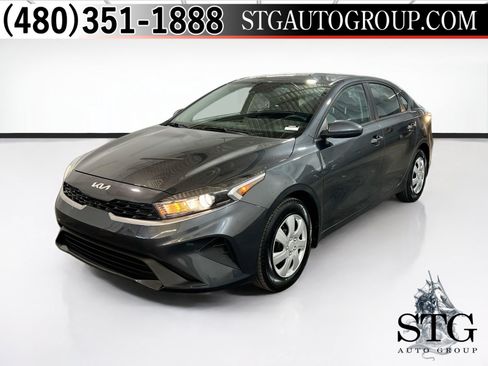 Used 2022 Kia Forte Sedan FWD image 1
