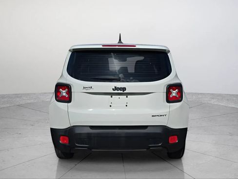 Used 2017 Jeep Renegade Sport w/ Power & Air Group FWD image 8