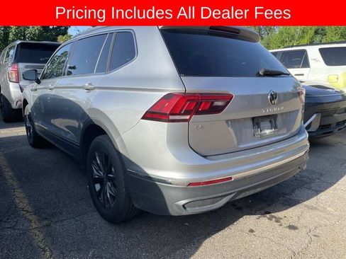 Used 2024 Volkswagen Tiguan SE AWD/4WD image 4