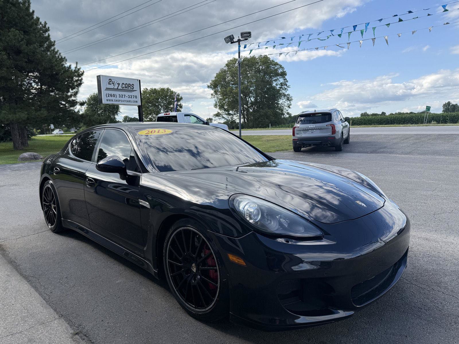 Used 2013 Porsche Panamera GTS AWD/4WD image 7