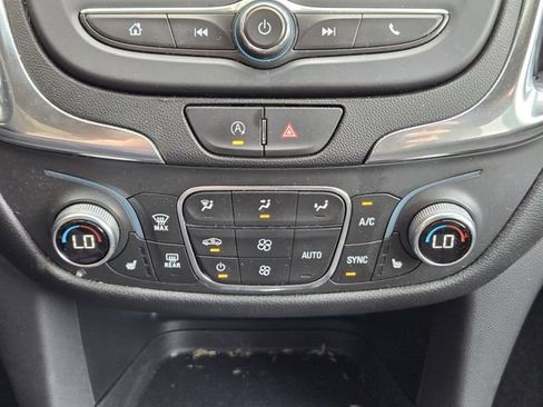 Used 2024 Chevrolet Equinox LT image 16