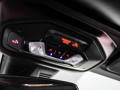 Used 2023 BMW Z4 M40i w/ Premium Package image 34