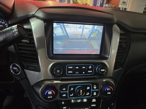 Used 2015 Chevrolet Suburban LTZ image 27