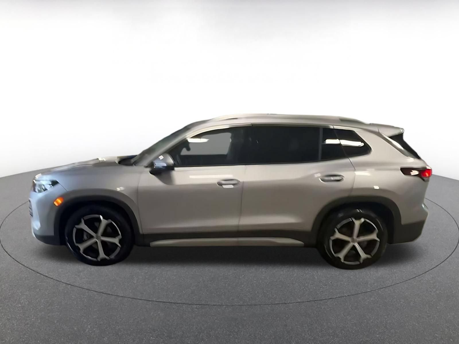 Used 2026 Volkswagen Tiguan SE FWD image 8