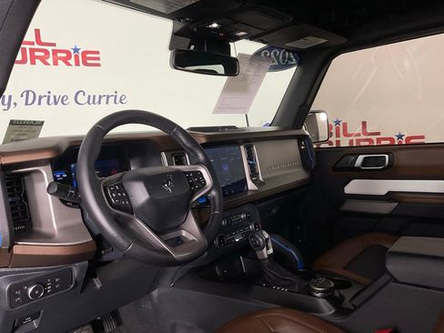 Used 2022 Ford Bronco Outer Banks image 13