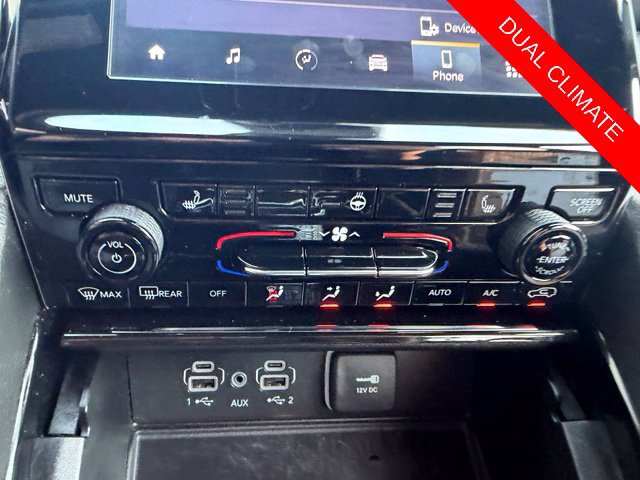 Used 2023 Jeep Grand Cherokee Altitude AWD/4WD image 39