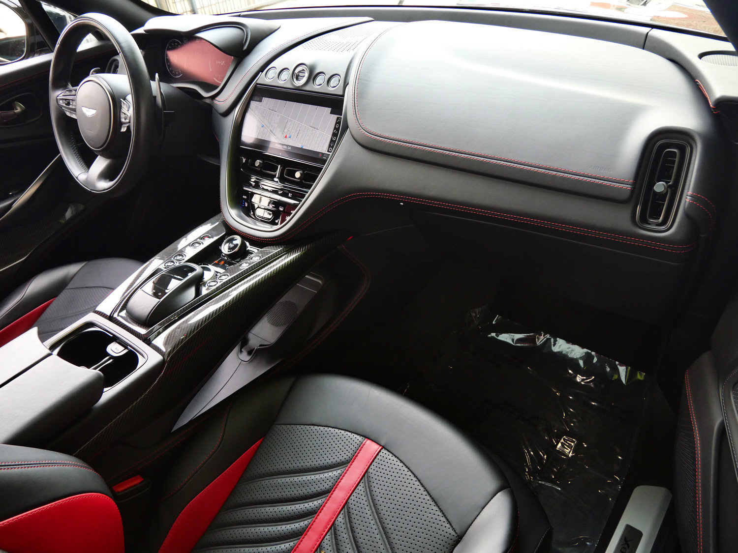 Used 2024 Aston Martin DBX 707 AWD/4WD image 10