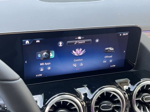 New 2026 Mercedes-Benz GLA 250 4MATIC image 25