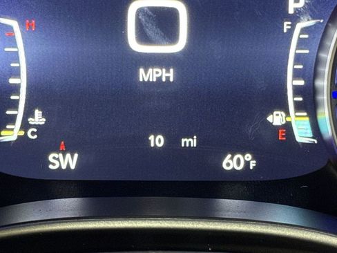 New 2026 Chrysler Pacifica Select image 13