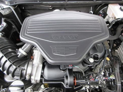 Used 2025 Cadillac XT6 Sport w/ Technology Package image 56