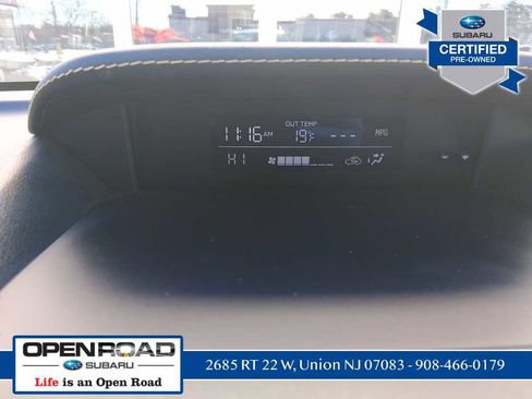 Used 2022 Subaru Crosstrek 2.5i Sport w/ Moonroof Package image 23