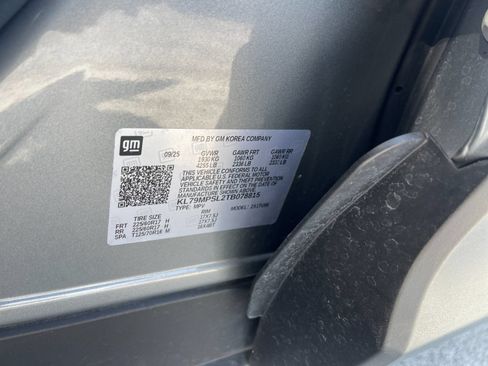 Used 2026 Chevrolet TrailBlazer LT FWD image 32